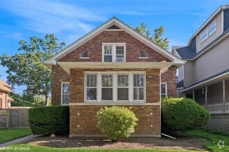 Building Photo - 1524 Forest Ave