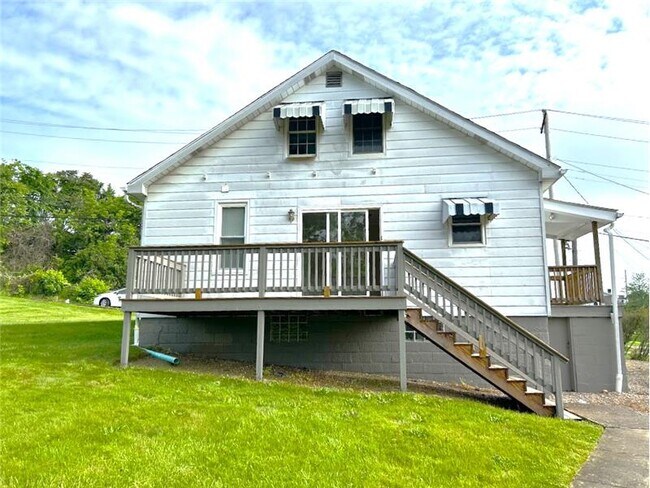 Building Photo - 180 W Church St