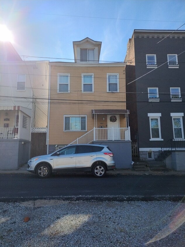 2830 Mary St, Pittsburgh, PA 15203 House Rental in Pittsburgh, PA