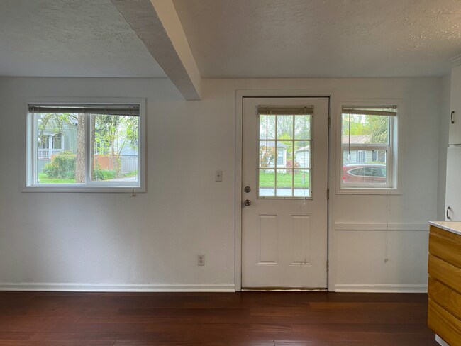 Foto del edificio - 390 22nd St SE