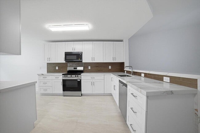 Foto del edificio - 4112 Pine Ridge Ln