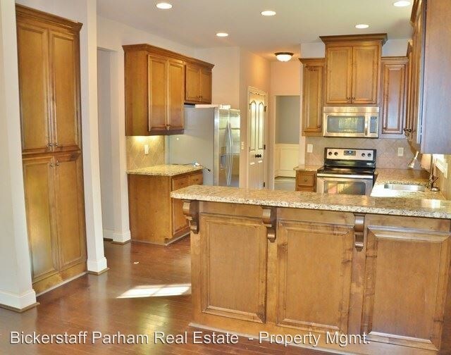 Building Photo - 4 br, 3.5 bath House - 472 Laurel Ridge Lane