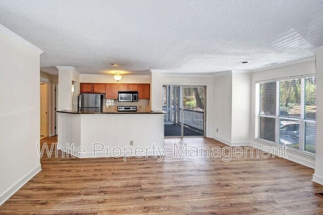 Building Photo - 2512 Cranbrook Ln