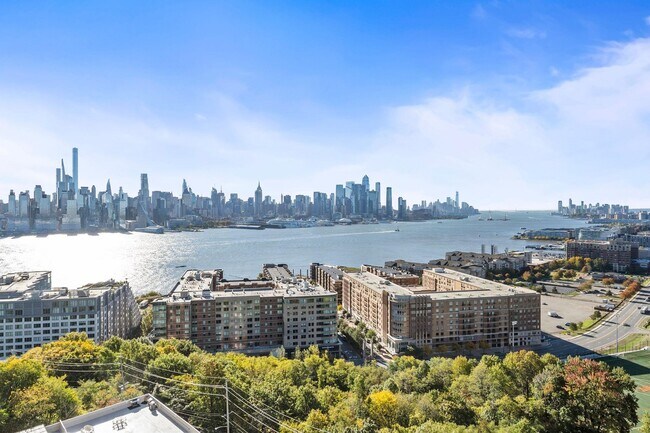 Foto del edificio - 6040 JFK Blvd E