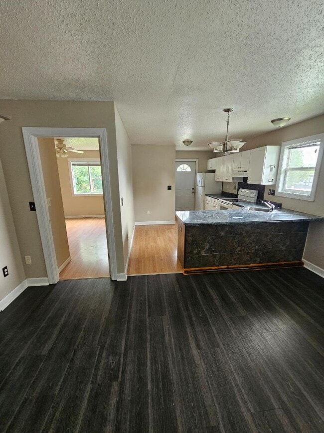 Building Photo - 505 N 17th St