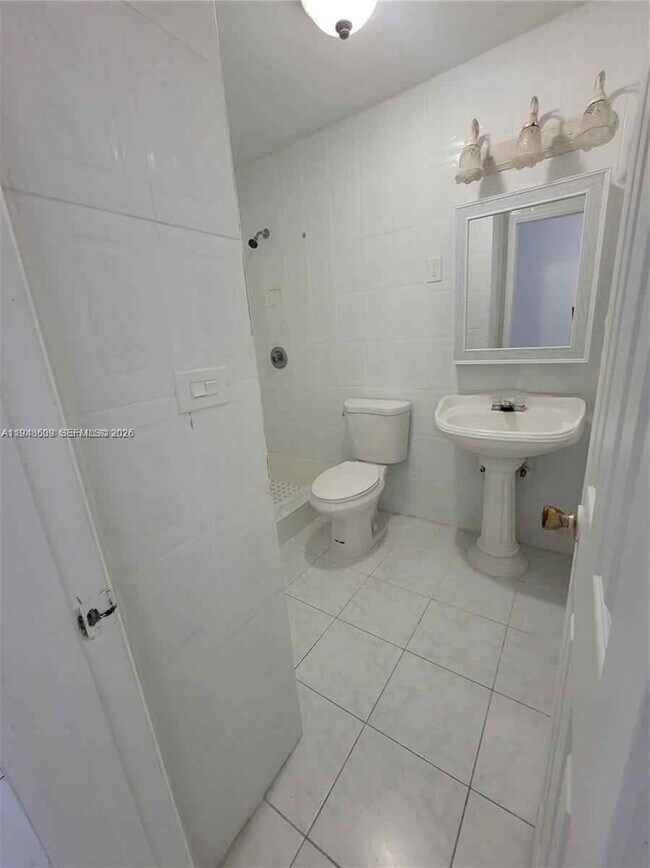 Foto del edificio - 12305 SW 42nd St