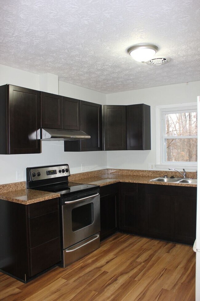 Foto del edificio - Newly Renovated Apartment for Rent