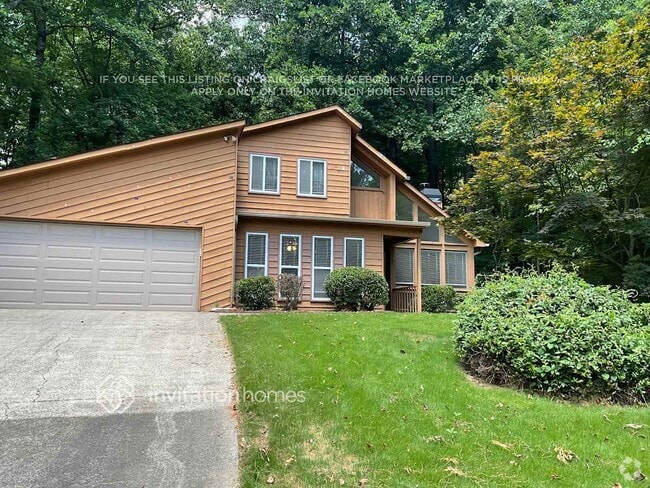 Building Photo - 4059 Oak Ferry Dr NE