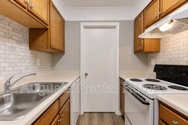 Foto del edificio - 520 E Buena Vista Ave