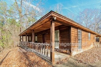 Building Photo - 95 Oakwood Dr