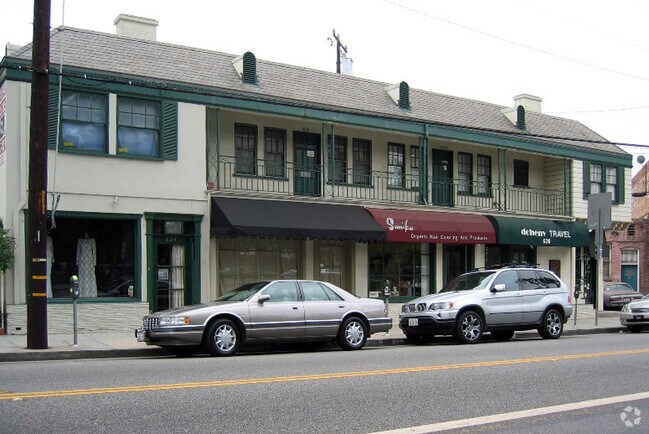 Building Photo - Doheny