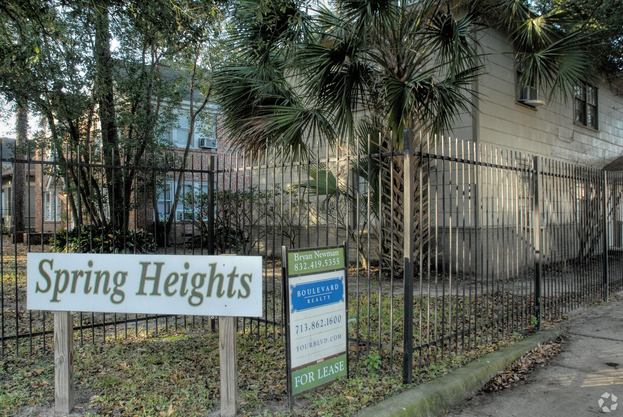 Building Photo - Spring Heights