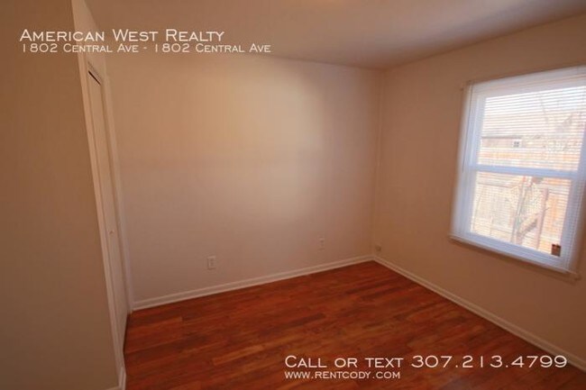 Building Photo - 2 bedroom in Cody WY 82414