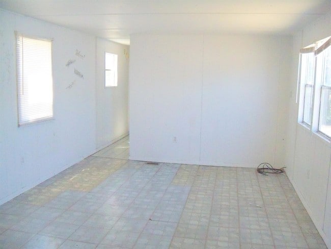 Building Photo - 3955 Bluebird St