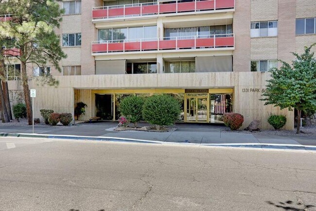 Foto del edificio - 1331 Park Ave SW