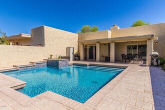 Building Photo - 7848 E Bonita Dr