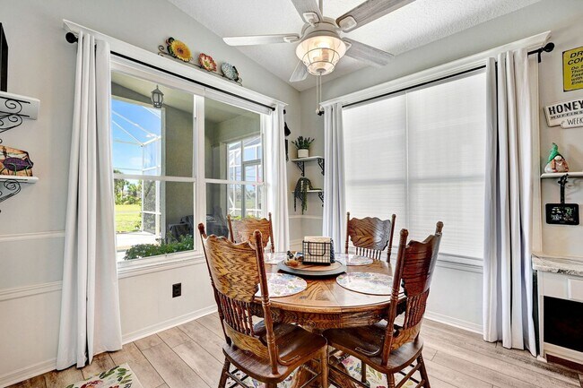 Foto del edificio - 4932 Worthington Cir