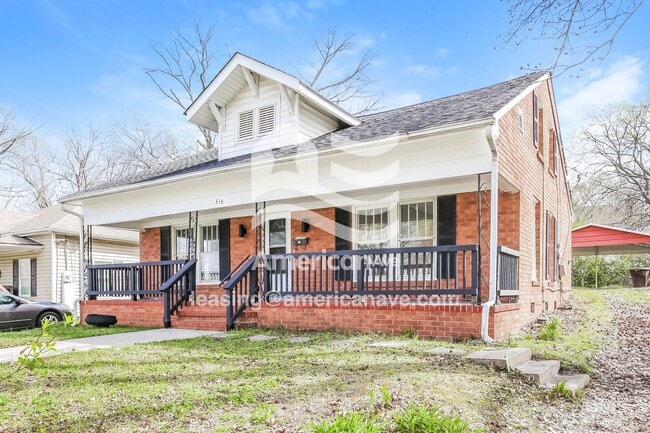 Building Photo - 316 N Regan St