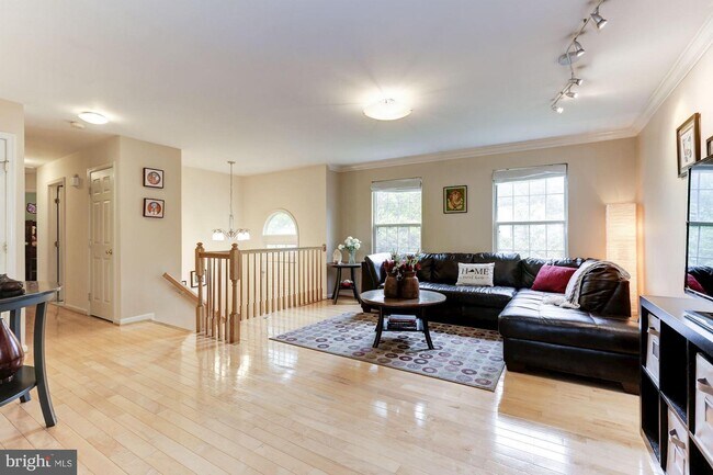 Foto del edificio - 20577 Triple Crown Ct