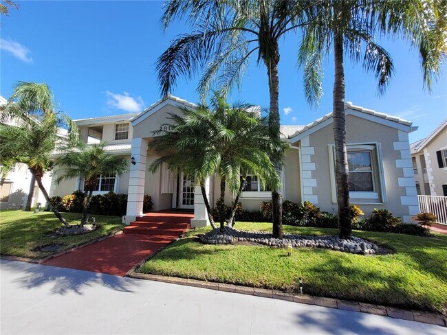 Building Photo - 2890 N Oakland Forest Dr