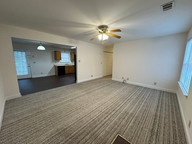 224 LIVING - Porter Street Apartments