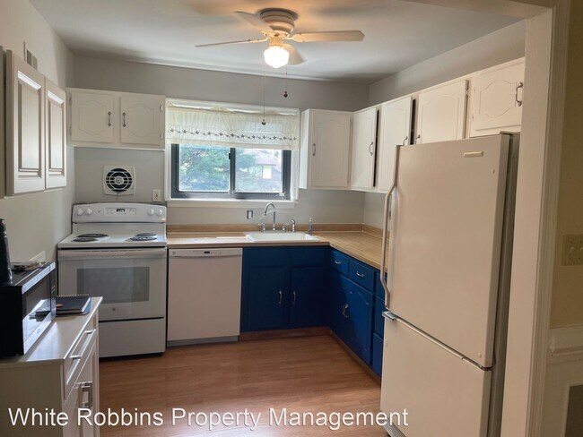 Building Photo - 3 br, 1.5 bath House - 4996 Mermaid Blvd