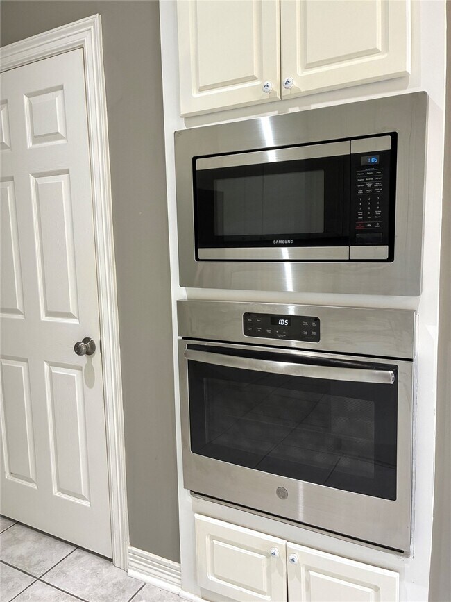 Foto del edificio - 2203 Summer Bay Ct