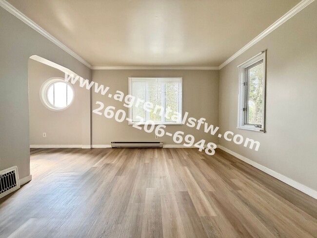 Building Photo - 3209 Fairfield Ave
