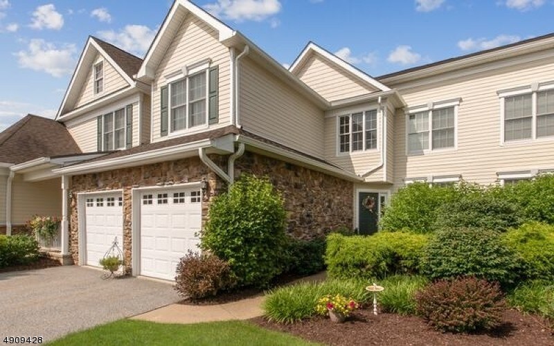 Foto principal - 61 Briar Ct