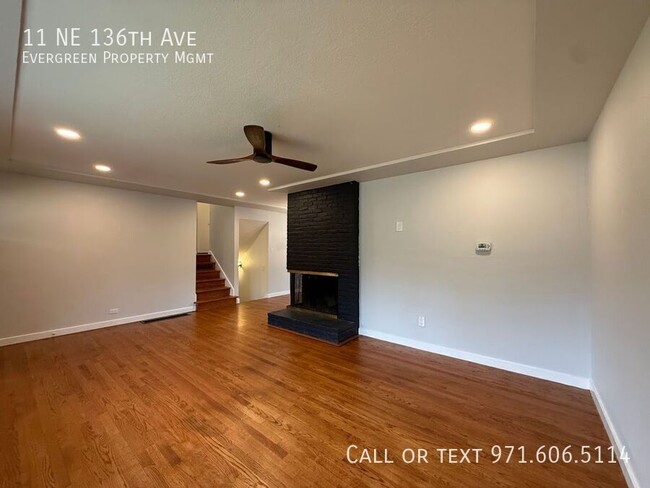Building Photo - 11 NE 136th Ave
