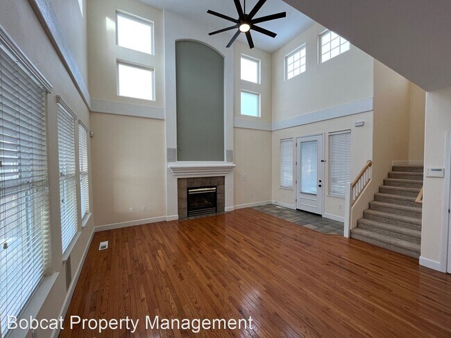 Building Photo - 3 br, 2.5 bath House - 844 Ridgefield Dr