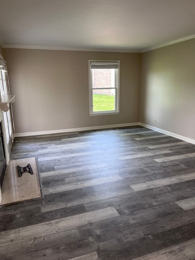 Building Photo - Spacious 2 bedroom/2 Bath condo in Churchi...