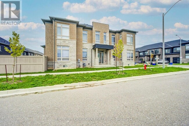 Building Photo - 6 Mace Ave