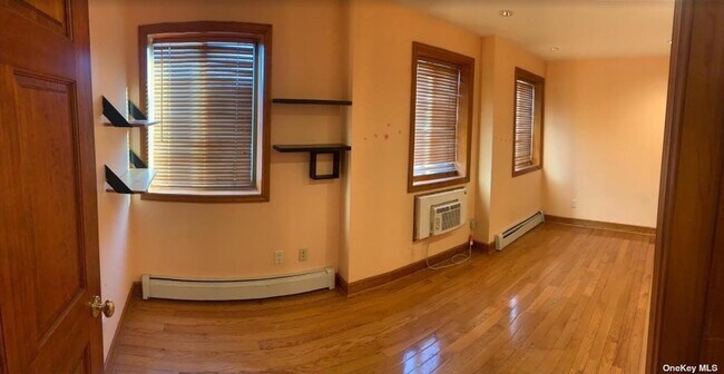 Foto del edificio - 13541 Coolidge Ave