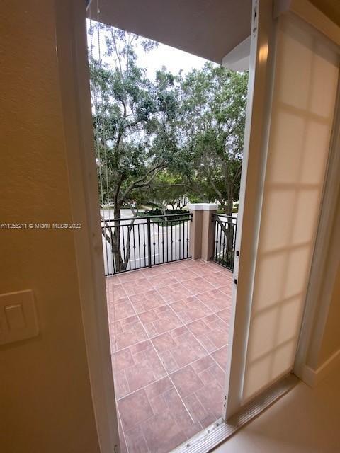 Building Photo - 426 SW 147th Ave  5013 Pembroke Pines Fl 3...