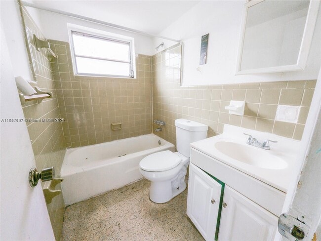 Foto del edificio - 2000 NW 29th St