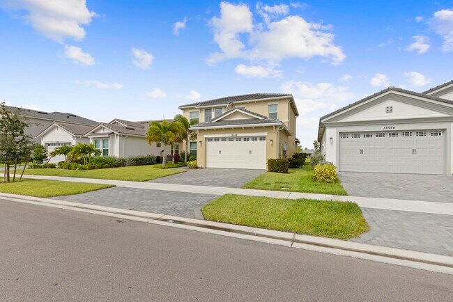 Foto del edificio - 13548 Spruce Pine Dr