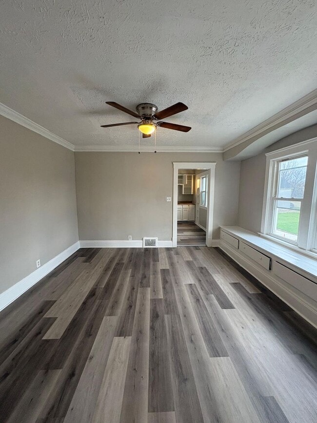 Foto del edificio - 12531 Forest Ave