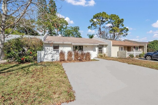 Foto del edificio - 3070 Autumn Ct