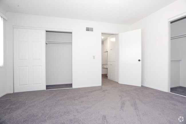 2 HAB, 1.5 BA: 1,060 ft² - La Forge Apartments