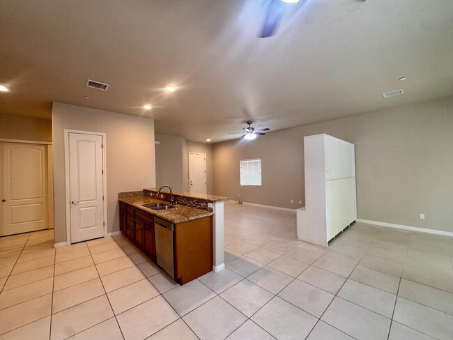Foto del edificio - 31865 San Eljay Ave
