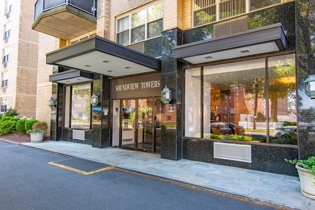Foto del edificio - 50 Glenbrook Rd