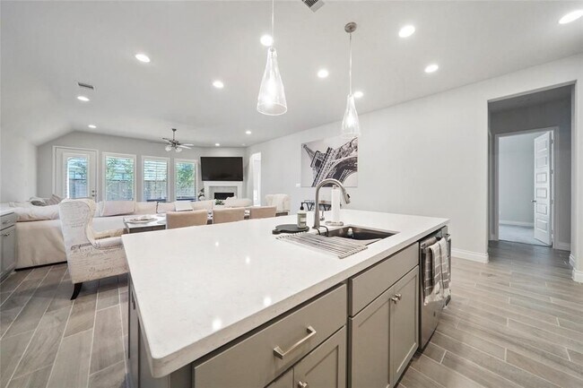 Foto del edificio - 100 Wake Valley Ct