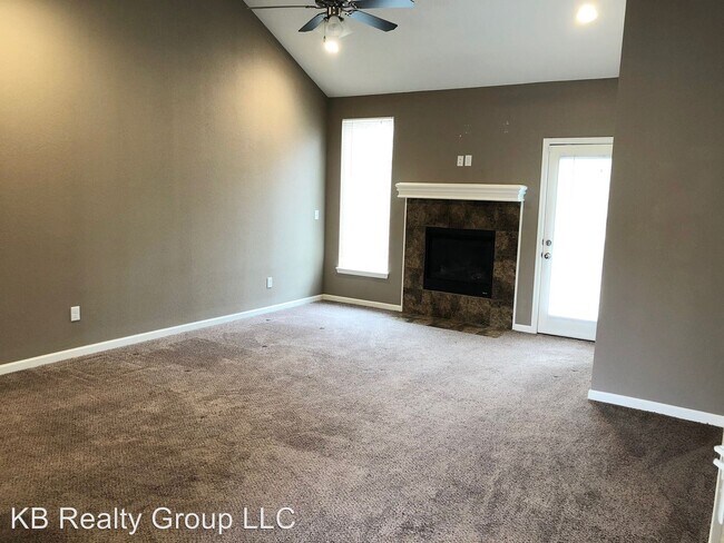 Building Photo - 1314 S Kaydeen Ct