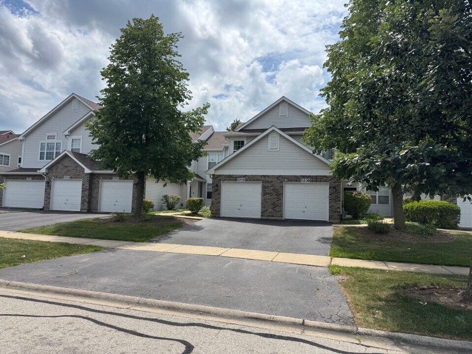 Foto principal - 2928 Kentshire Cir