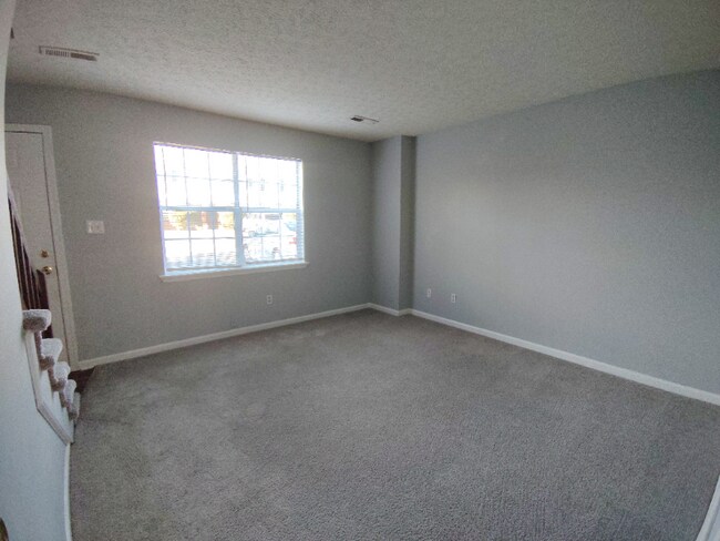 Building Photo - 22 Fonda Dr