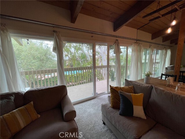 Building Photo - 6542 Ocean Crest Dr