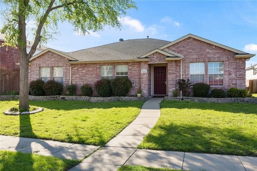 Foto principal - 921 Thistle Cir