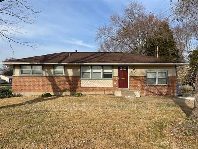 Building Photo - 135 Florissant Park Dr