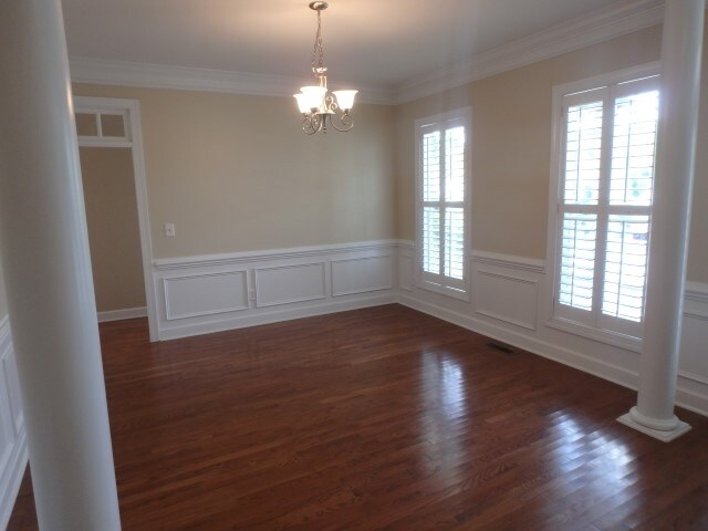 Foto del edificio - 435 Shady Willow Lane